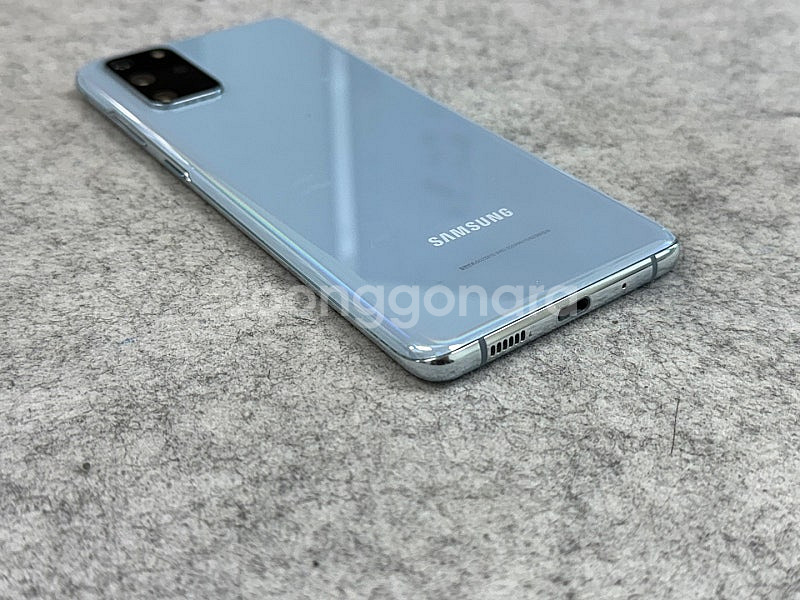 (SSS급)갤럭시S20플러스 블루 256G 찍힘기스 없는 깨끗한폰 최저가 10만원 판매해요--8